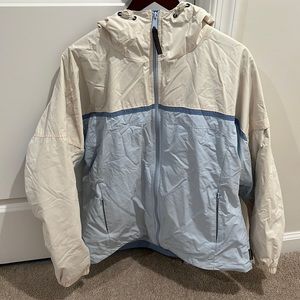 Columbia wind breaker